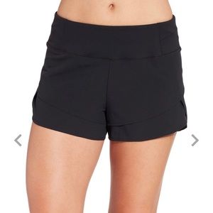 Calia petal hem shorts